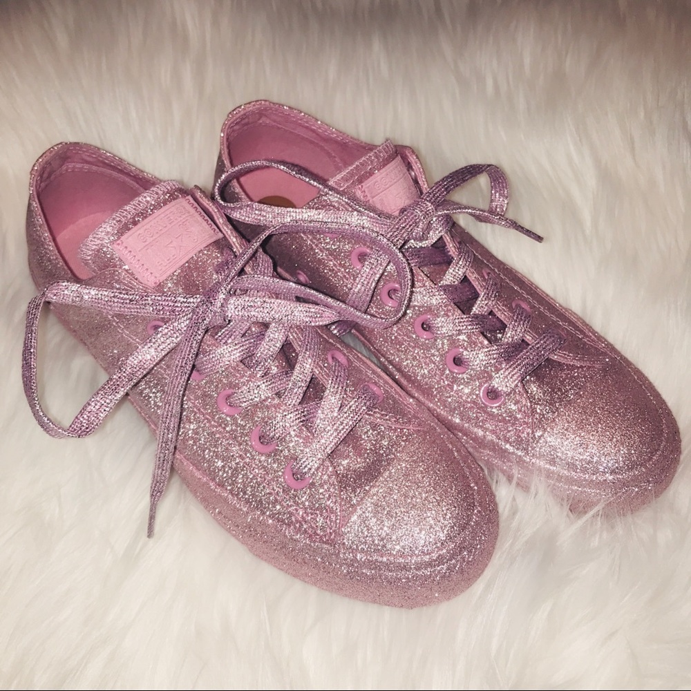 Converse Chuck Taylor All Star Low Tops - Picture 6 of 6